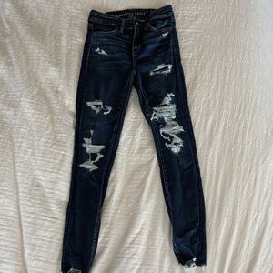 American Eagle Outfitters Women's Dark Blue Distressed Skinny Jeans